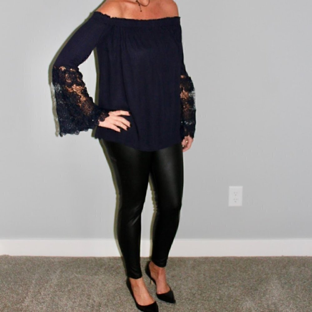 Ann Taylor Loft Navy Blue Off the Shoulder Lace Bell Sleeve Blouse Top Size S
